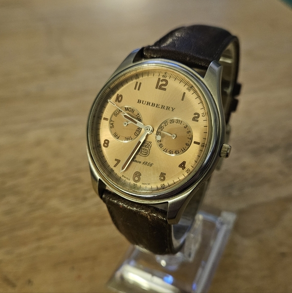Burberry Heritage BU1602 Brown Copper Men's Watch - NEW BATTERY - Picture 1 of 8